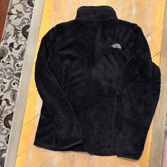 The North Face Men's Black Performance Jacket - Picture 8 of 9